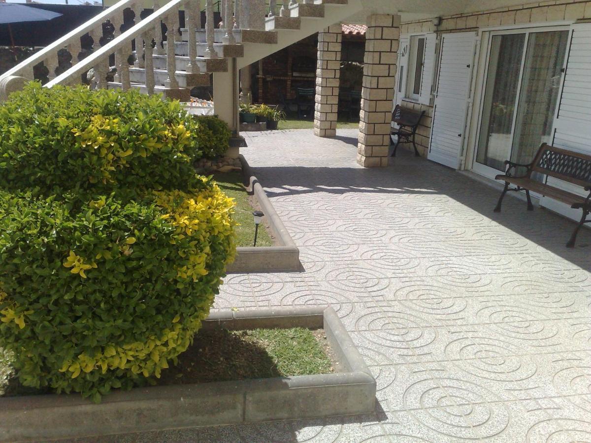 Room Villa Ribeiro Pilgrims Way To Santiago Bike A Garage For Marinhas エシュポゼンデ エクステリア 写真
