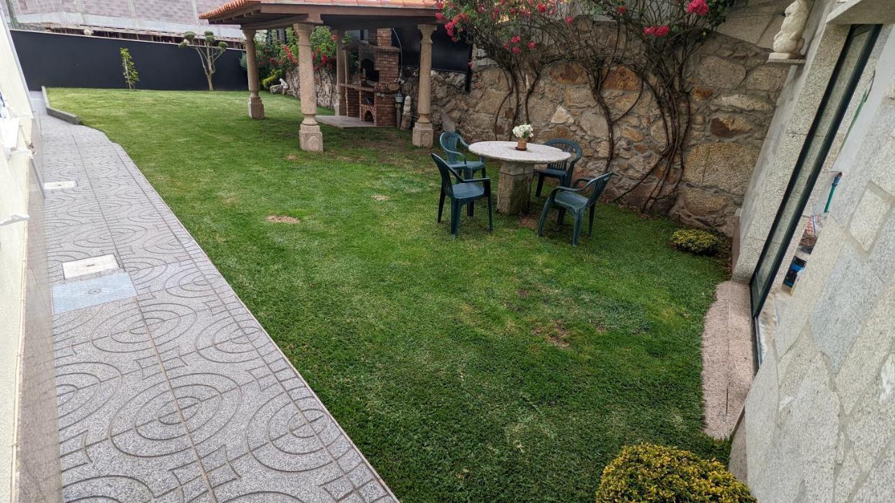 Room Villa Ribeiro Pilgrims Way To Santiago Bike A Garage For Marinhas エシュポゼンデ エクステリア 写真